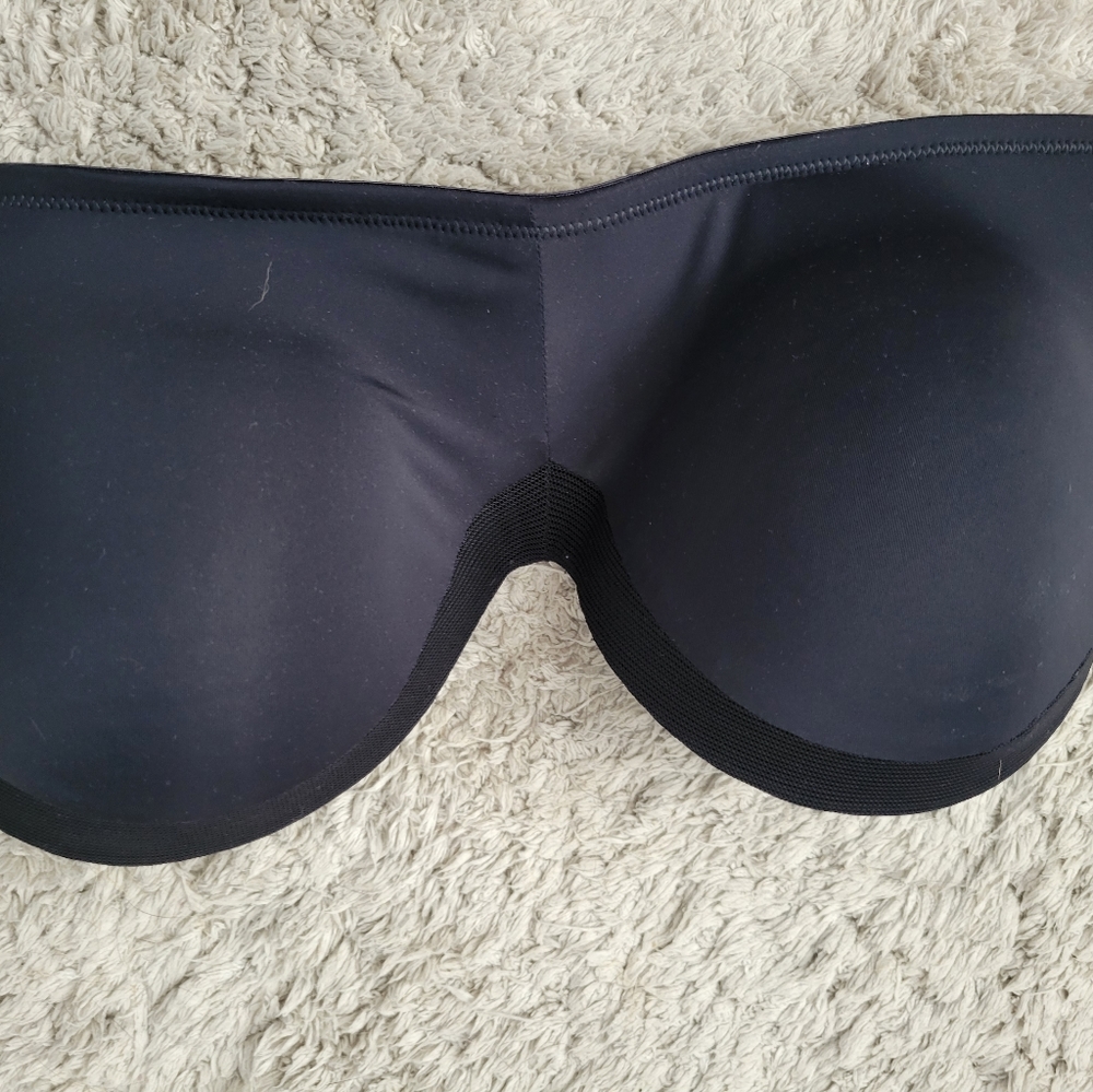 Strapless bra